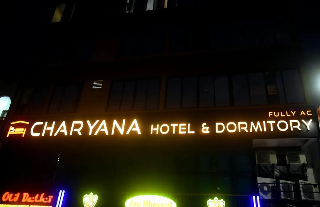 Charyana Hotel Ac Dormitory-1